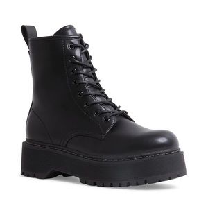 Steve Madden Bettyy combat boots
